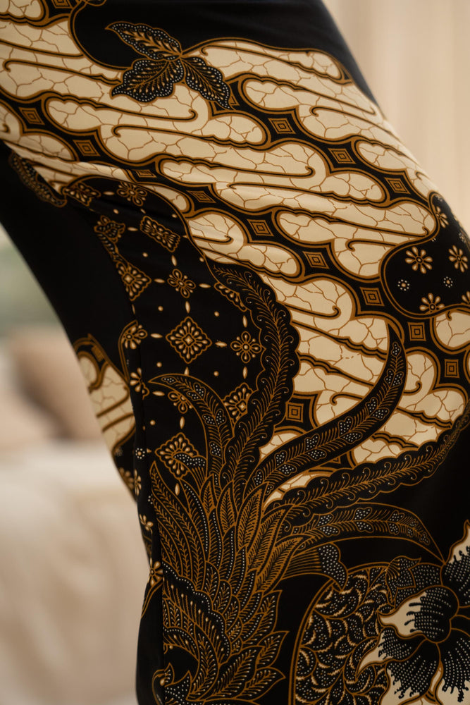 Men’s Satin Batik Trousers in Black